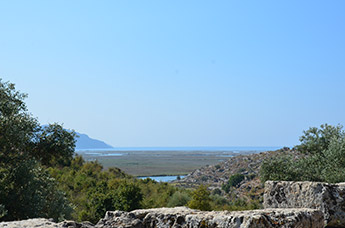 Вид из Кауноса на дельту и море